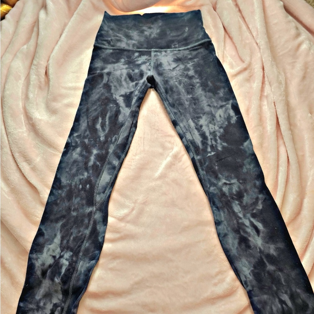 Black Tie-Dye Leggings